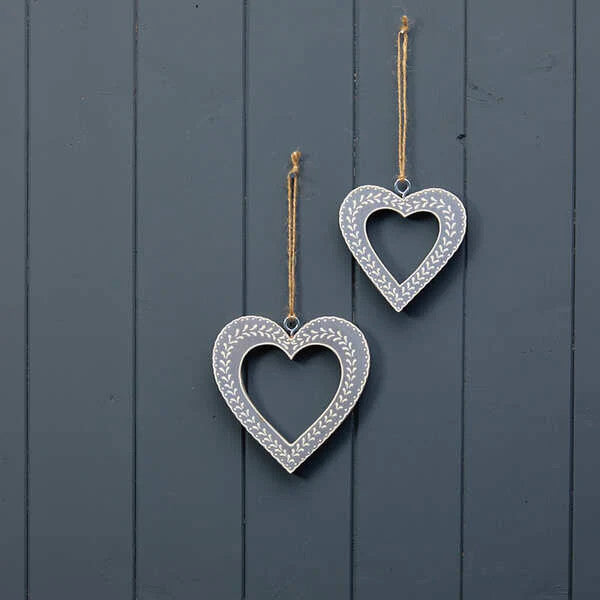 Hanging Grey Heart With White Kerry Work 12.5X1X13cm
