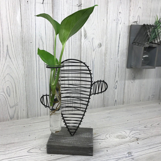 Metal Cactus & Pot