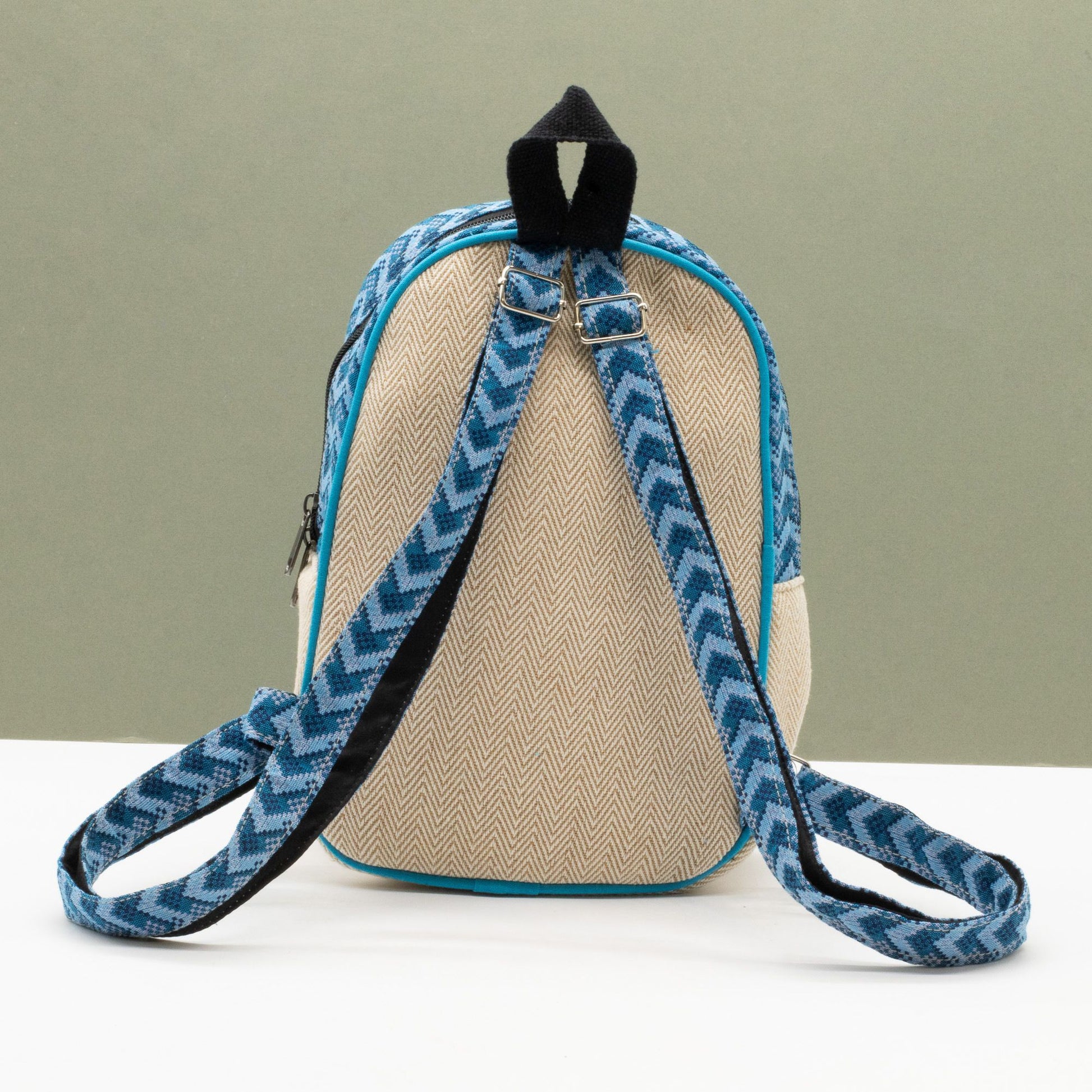 Medium Kathmandu Backpack – Dhaka Design