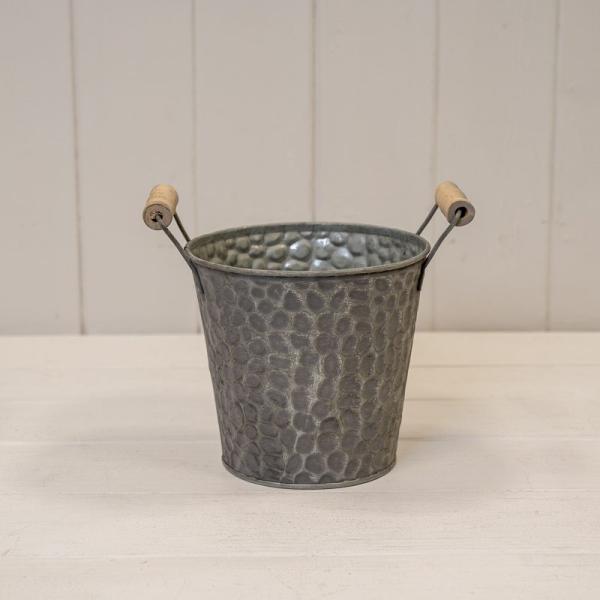 16.5cm Zinc pot with hammered finish (indent) and ears