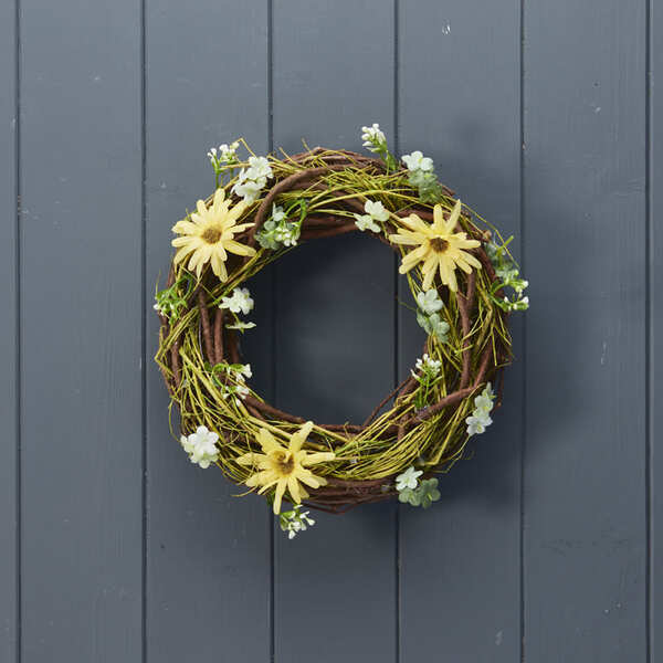 Spring Wreath With Daisies (24cm)