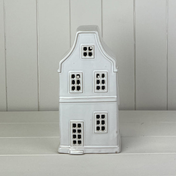 White Ceramic House Ornament with LED L12.2xD11xH23.8cm  Weight-379g