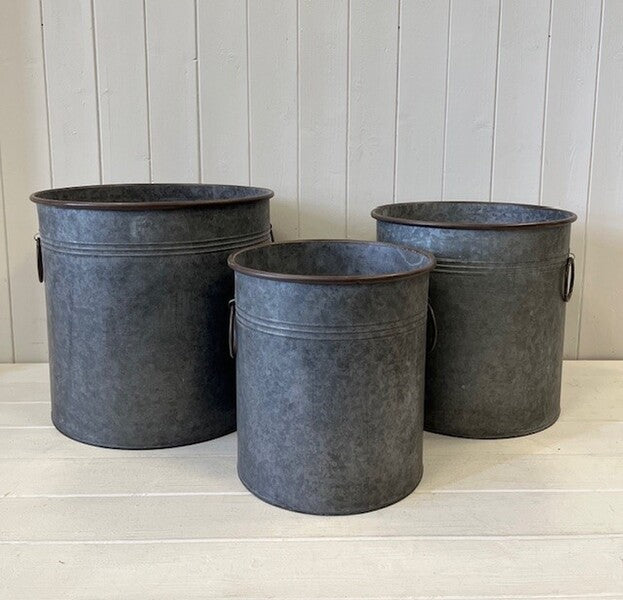 Set of Three Round Zinc Planters. S TD25 x H27  M TD30 x H28.5  L TD35 x H33 cm